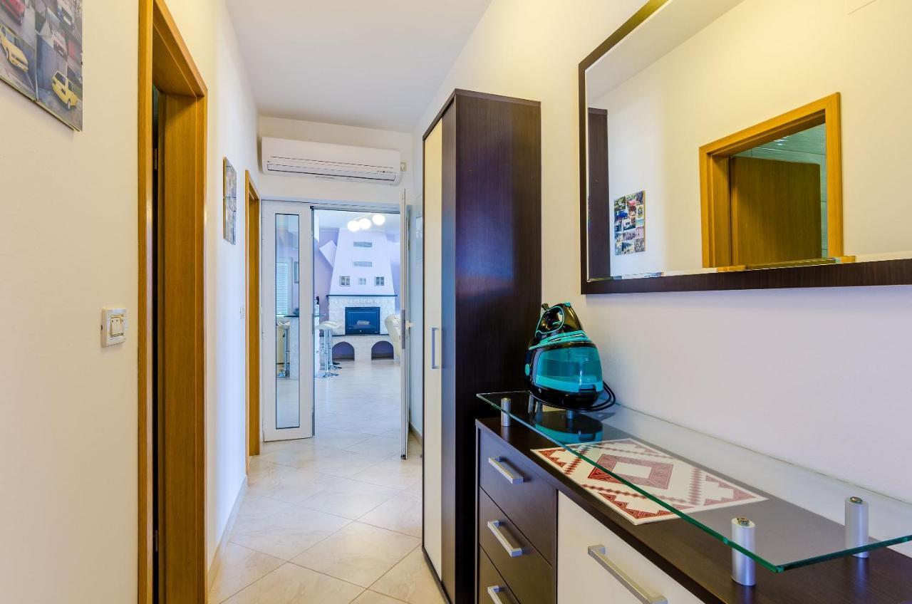 Villa Mateo With Private Pool Gruda 外观 照片