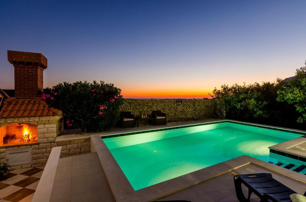 Villa Mateo With Private Pool Gruda 外观 照片