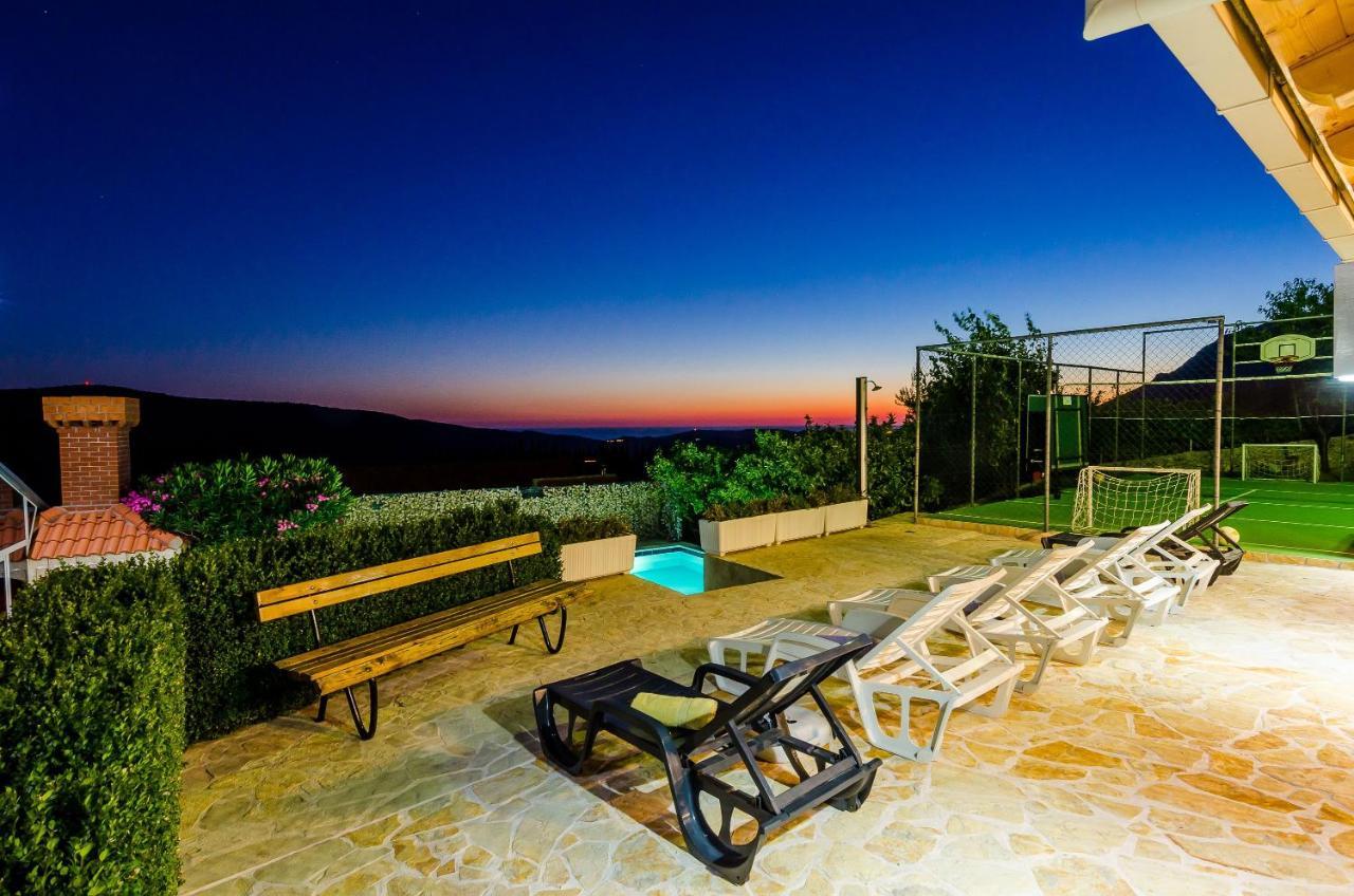 Villa Mateo With Private Pool Gruda 外观 照片