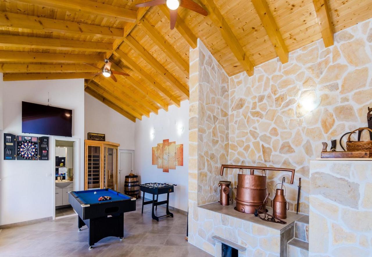 Villa Mateo With Private Pool Gruda 外观 照片